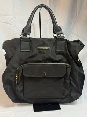 Steve Madden Black Nylon Tote Shoulder Bag Strap Gold Hardware Zip Pockets Large